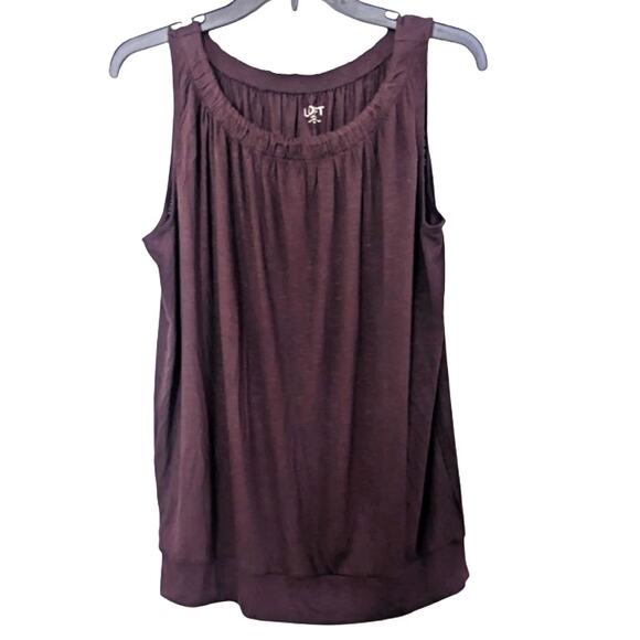 Adorable Womens LOFT Rayon Stretch Maroon Tank Top Size MEDIUM - Picture 2 of 4